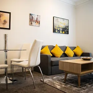 Beautifully Renovated -central Edinburgh