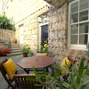 Centre New Town 2 Bedroom Flat Edinburgh