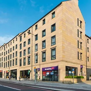 Destiny Student - Shrubhill Apartmán
