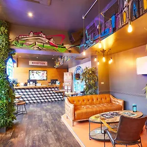 St Christopher's Old Town Hostel